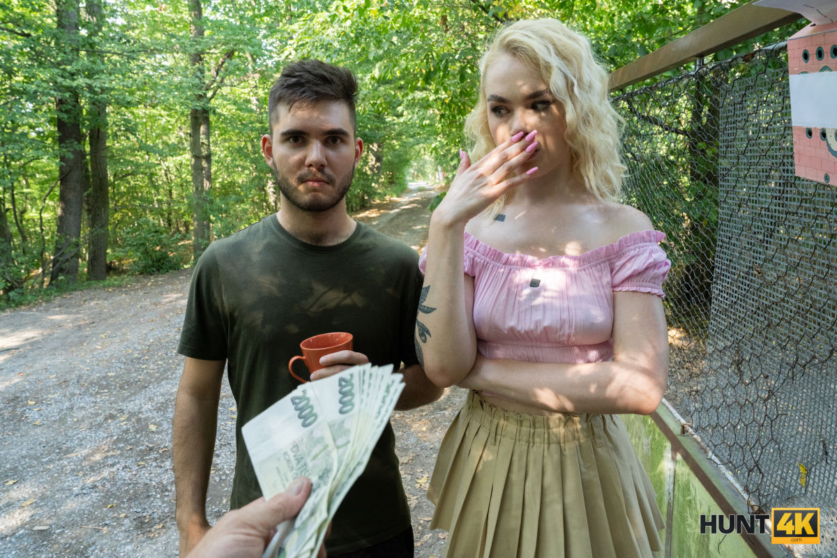 Hunt4K – Greta Foss Morning Wood Routine