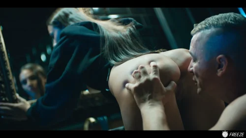 Freeze Milan Cheek Home Invader